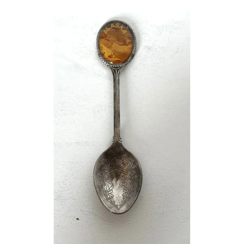 Vintage Alaska Decorative‎ Collector Spoon Silver Plated